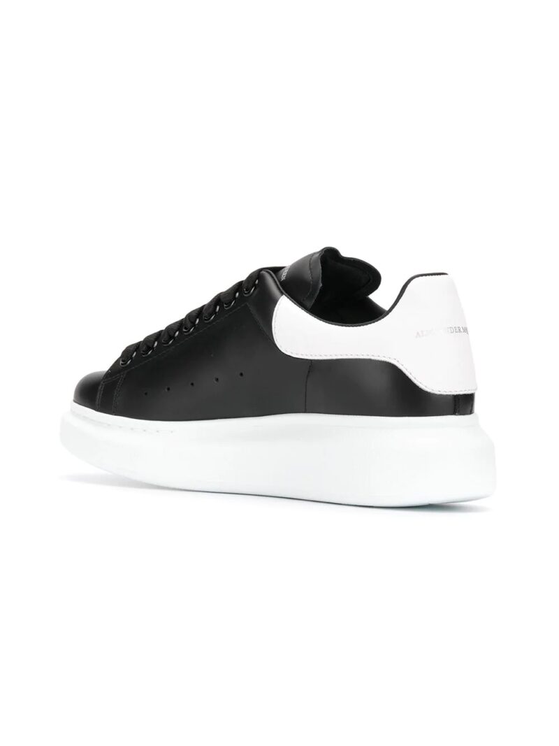 sneakers alexander mcqueen oversized negru alb 553770whgp51070 02