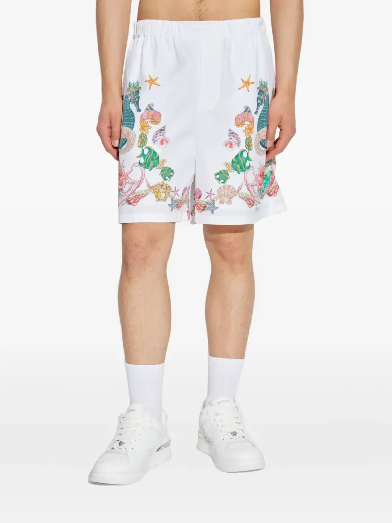 Alternative view of Pantaloni scurti Versace Graphic-Print alb