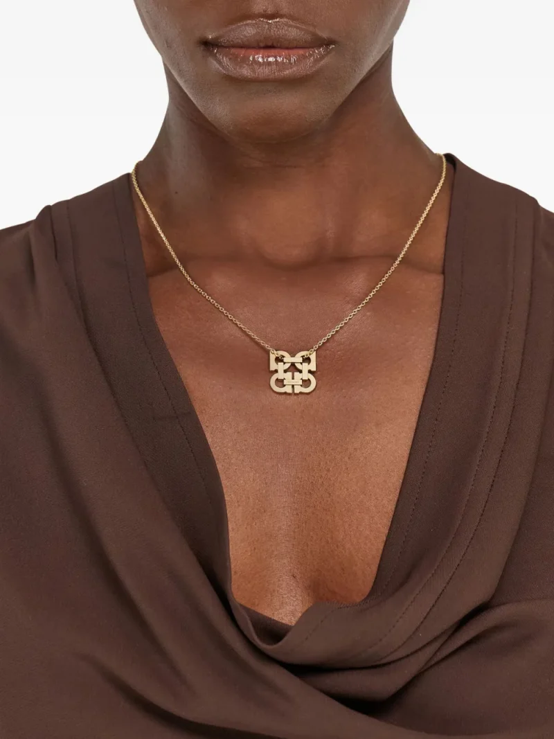 Alternative view of Colier Ferragamo Logo-Pendant auriu