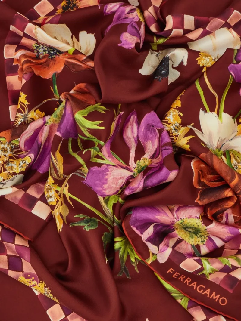 Alternative view of Esarfa Ferragamo Fiori-Print Silk visiniu