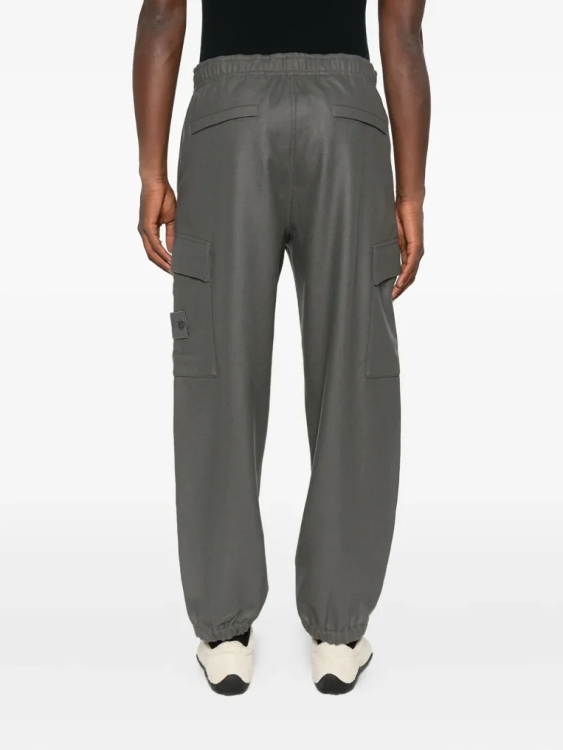 Alternative view of Pantaloni Stone Island Logo-Badge Cargo gri