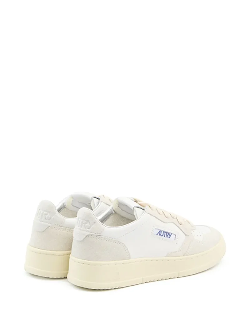 Alternative view of Sneakers AUTRY Medalist Lace-Up alb