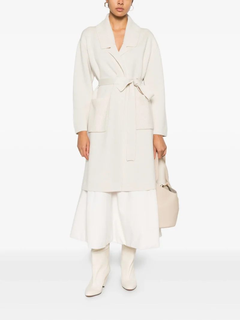 Alternative view of Palton Gran Sasso knitted pocket alb