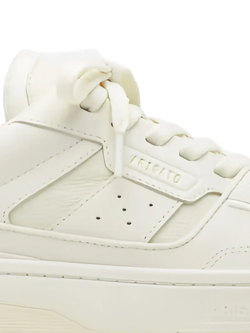 Alternative view of Sneakers Axel Arigato panelled low-top alb