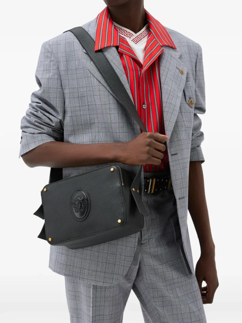Alternative view of Geanta Versace Lou Leather Crossbody negru