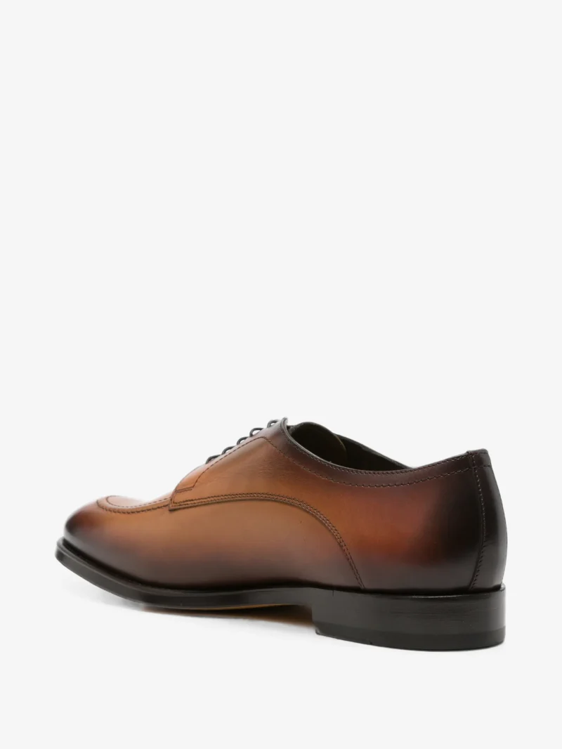 Alternative view of Pantofi Doucal's Deco Apron-Toe Derby maro